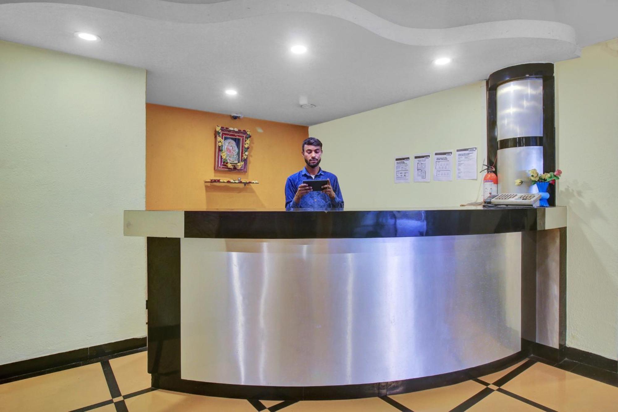 Hotel O Happy Rooms Hyderabad Exterior photo