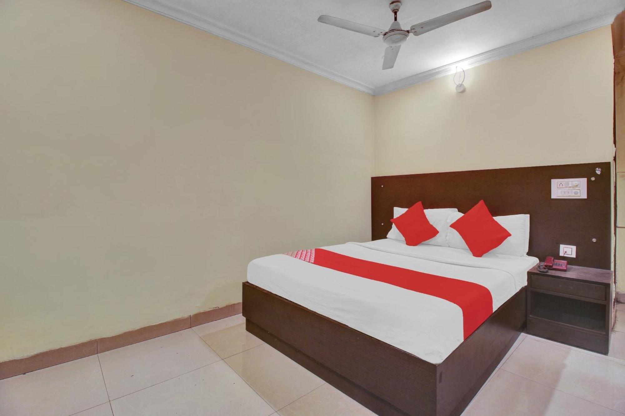 Hotel O Happy Rooms Hyderabad Exterior photo