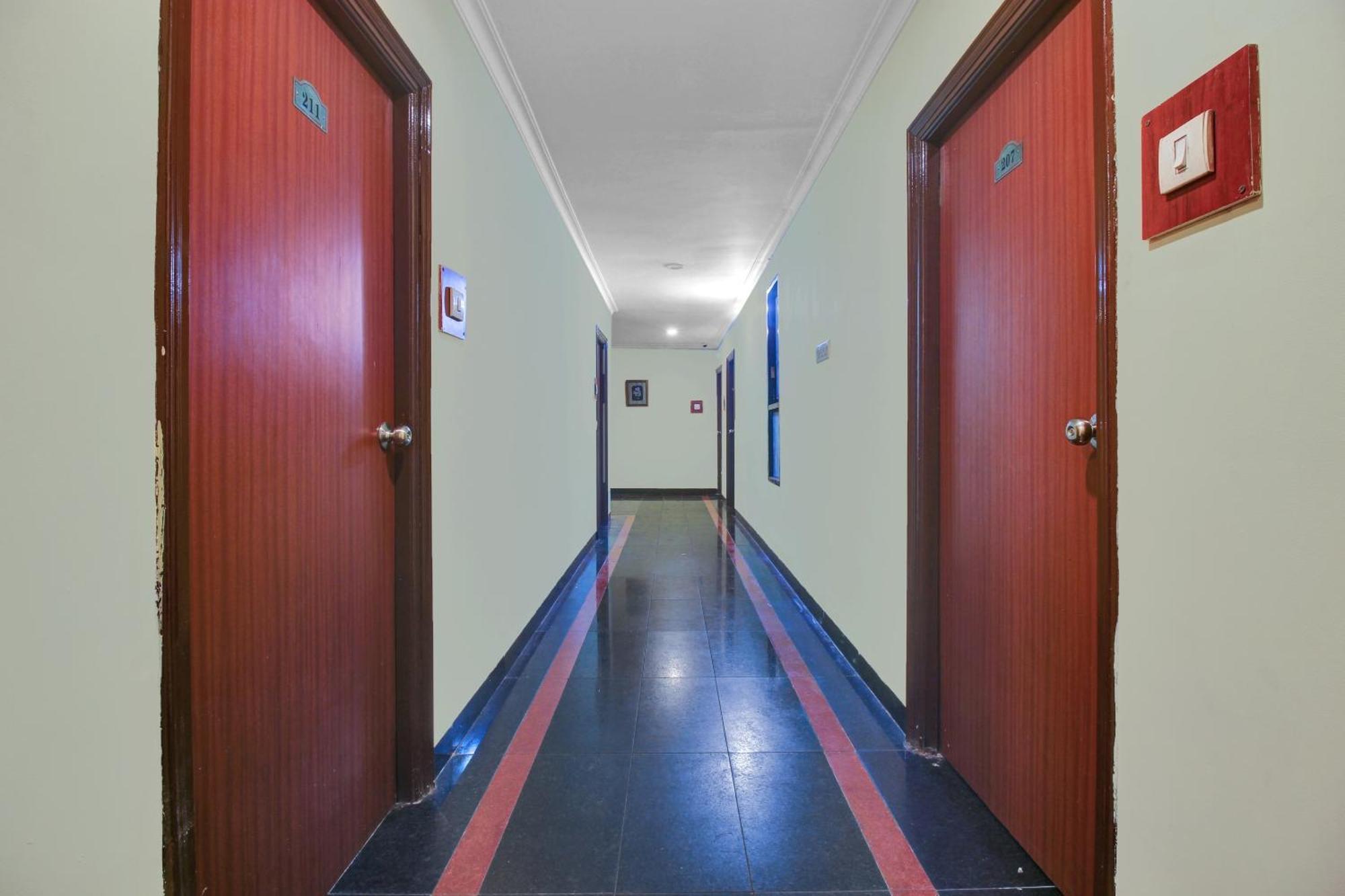 Hotel O Happy Rooms Hyderabad Exterior photo