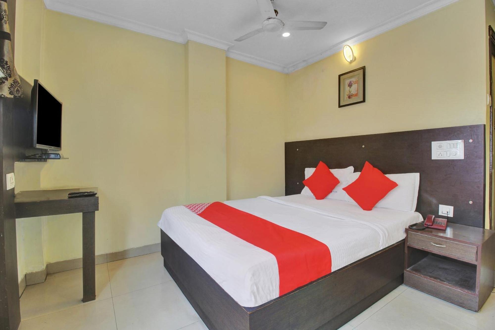 Hotel O Happy Rooms Hyderabad Exterior photo