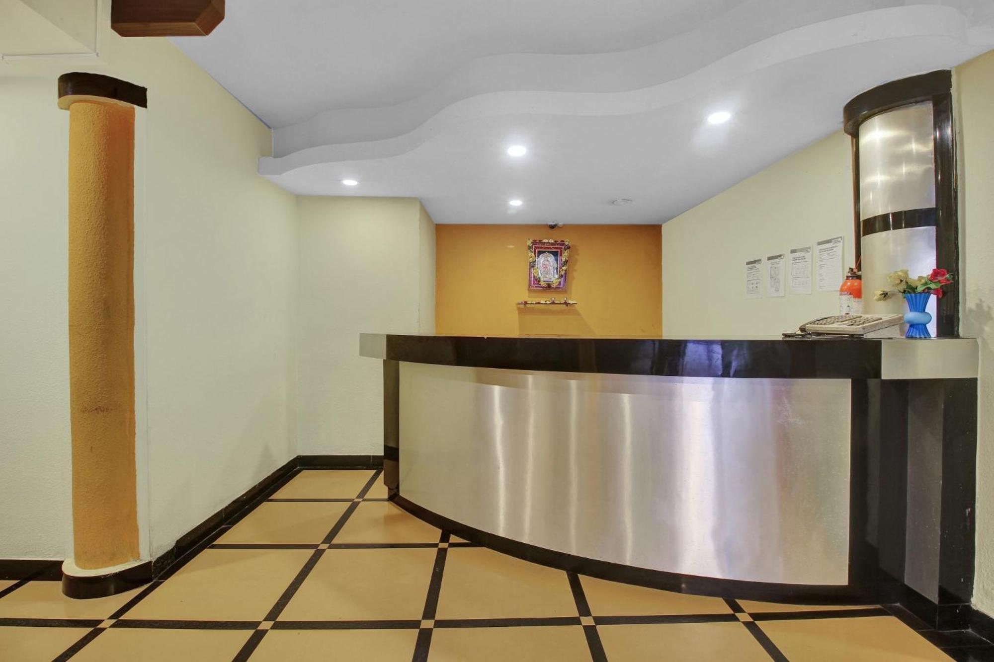 Hotel O Happy Rooms Hyderabad Exterior photo