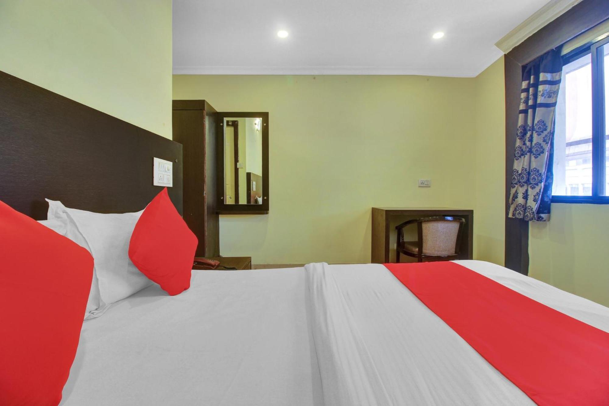 Hotel O Happy Rooms Hyderabad Exterior photo