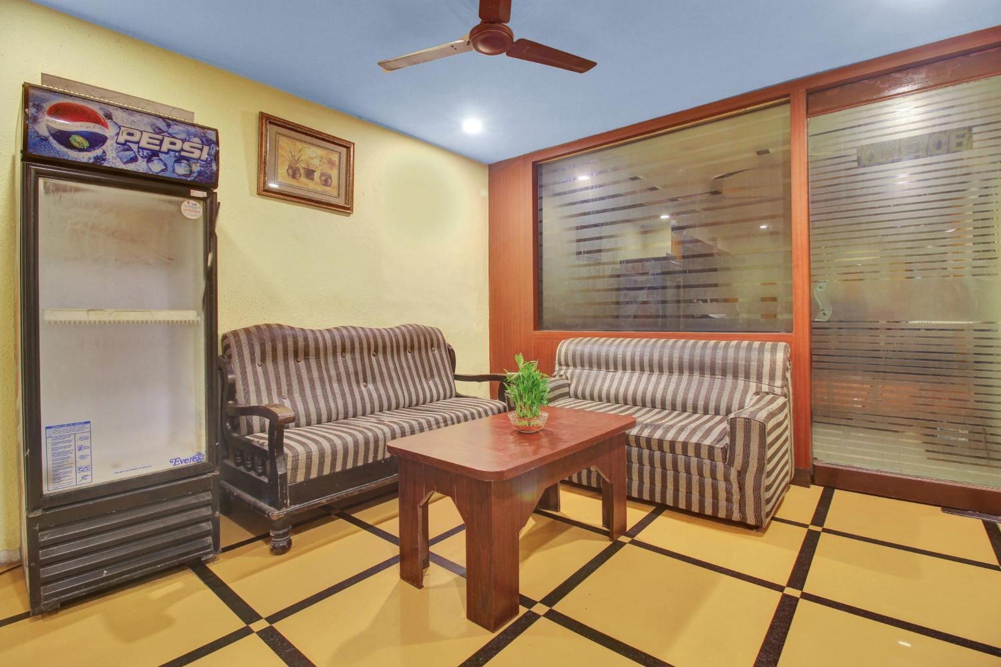 Hotel O Happy Rooms Hyderabad Exterior photo
