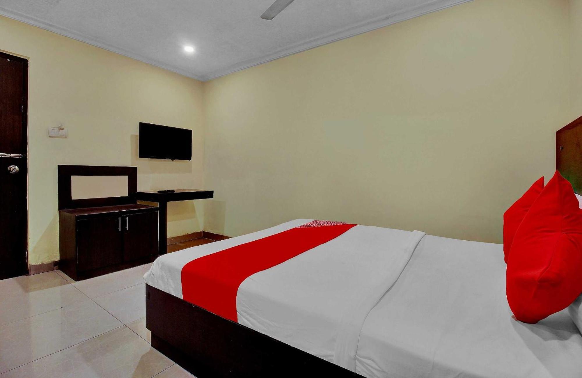Hotel O Happy Rooms Hyderabad Exterior photo