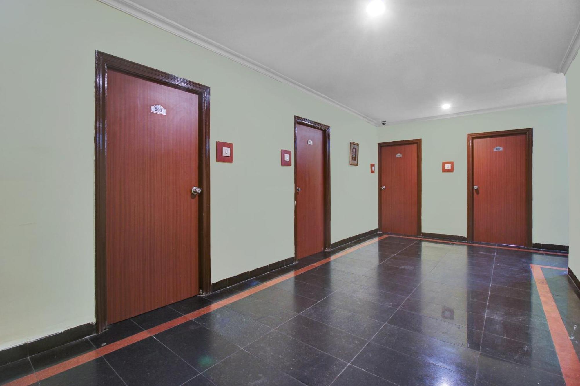 Hotel O Happy Rooms Hyderabad Exterior photo